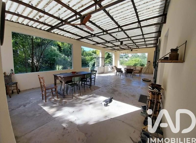 Maison - 160 m² - 5 pièces