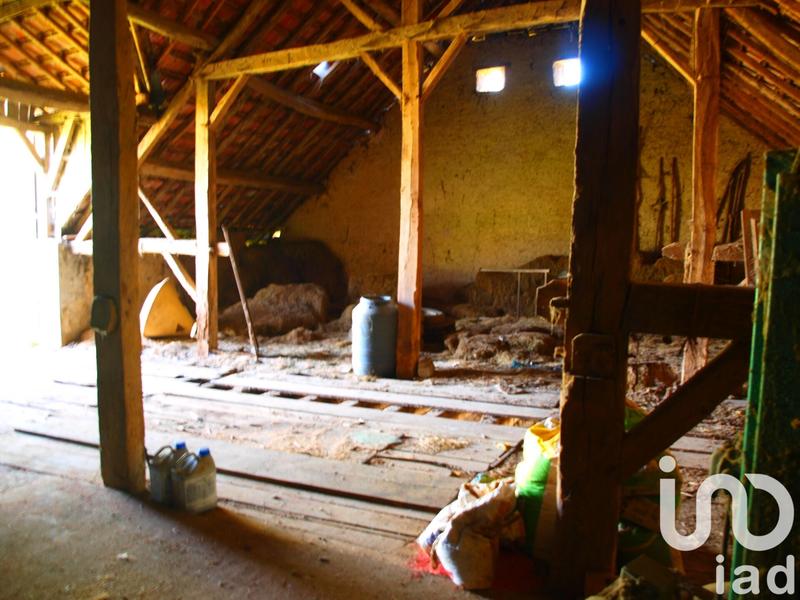 Maison - 400 m² - 4 pièces