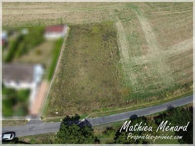 Terrain constructible - 740 m²