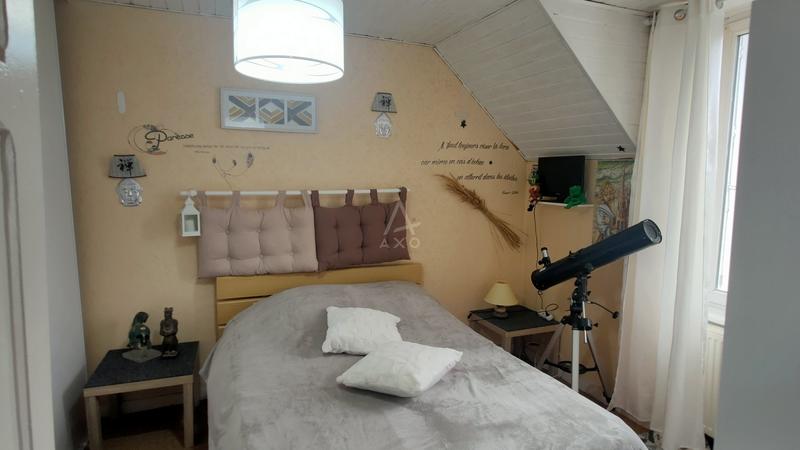 Maison - 93 m² - 5 pièces