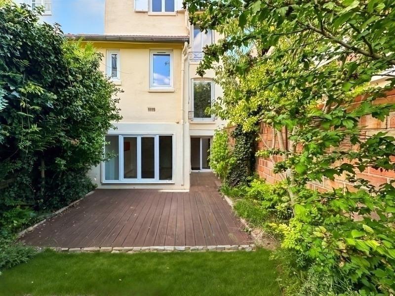 Maison - 137 m² - 7 pièces