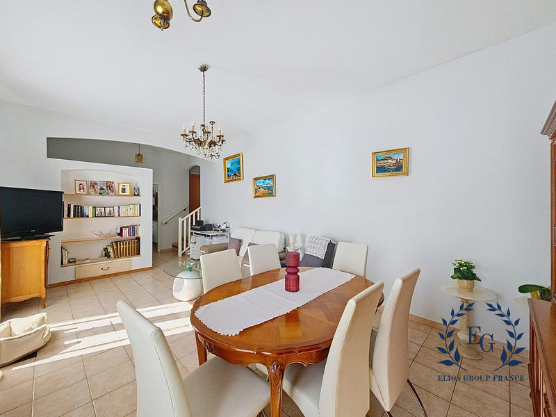 Maison - 88 m² - 4 pièces