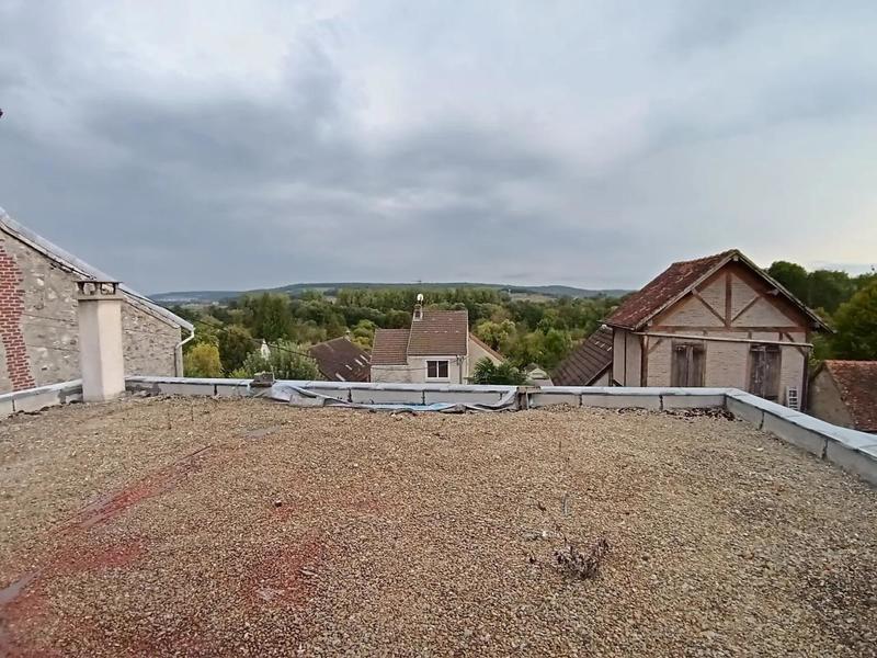 Maison - 180 m² - 7 pièces