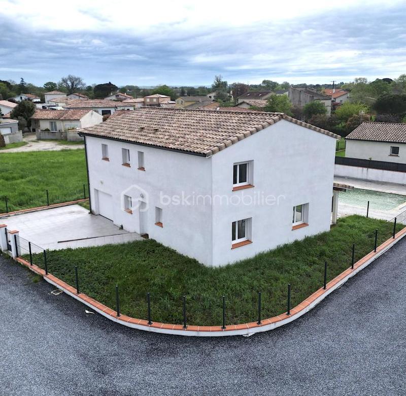 Villa - 140 m² - 5 pièces