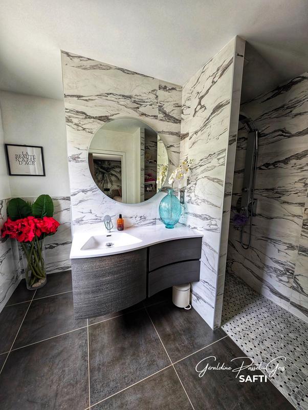 Maison - 200 m² - 6 pièces