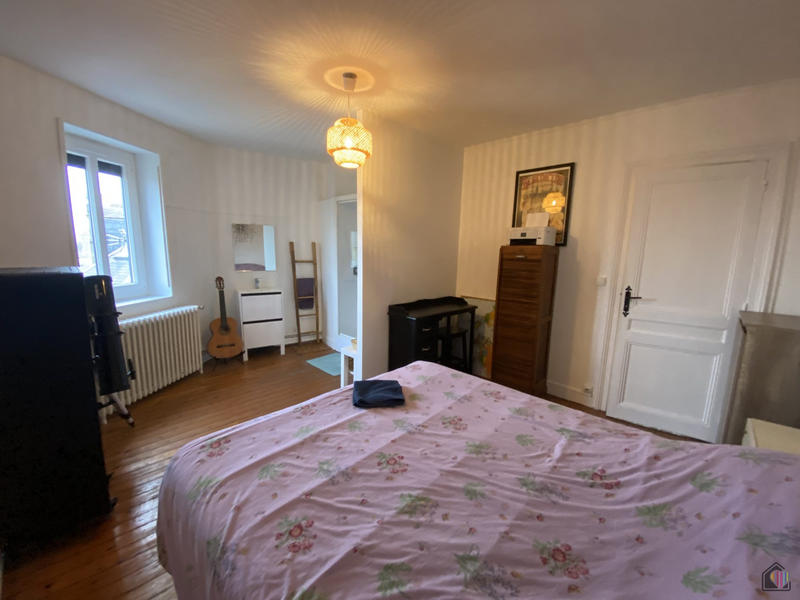 Maison - 105 m² - 5 pièces