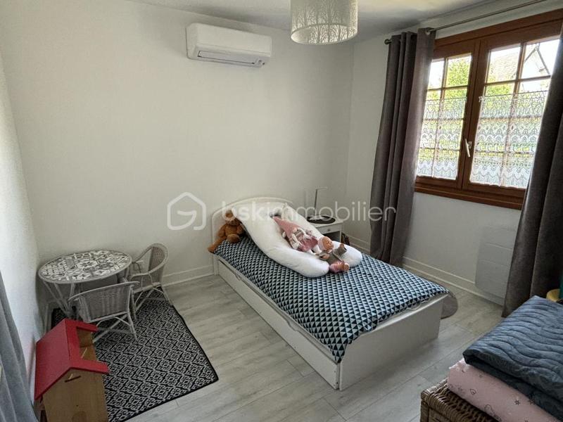 Maison traditionnelle - 110 m² - 5 pièces