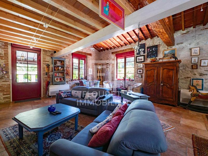 Mas - 270 m² - 10 pièces