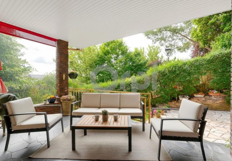 Maison - 187 m² - 6 pièces