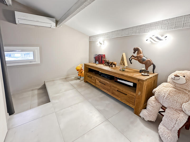 Maison - 153 m² - 6 pièces