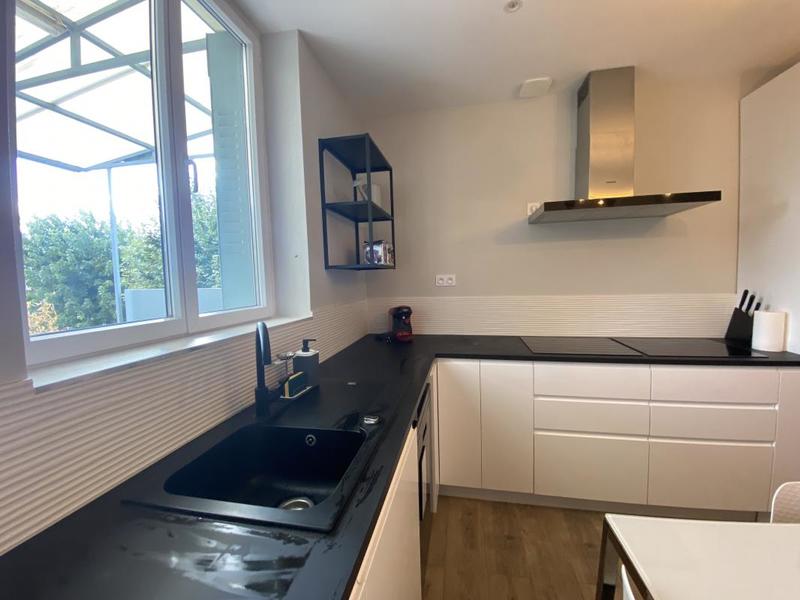 Appartement - 150 m² - 8 pièces