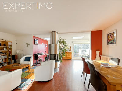 Maison - 202 m² - 12 pièces