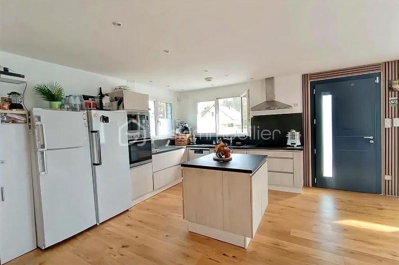 Maison - 125 m² - 7 pièces