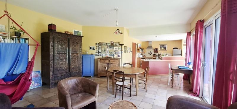 Maison - 135 m² - 6 pièces