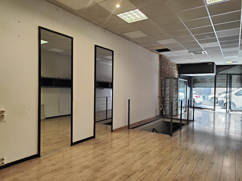 Local commercial - 200 m²