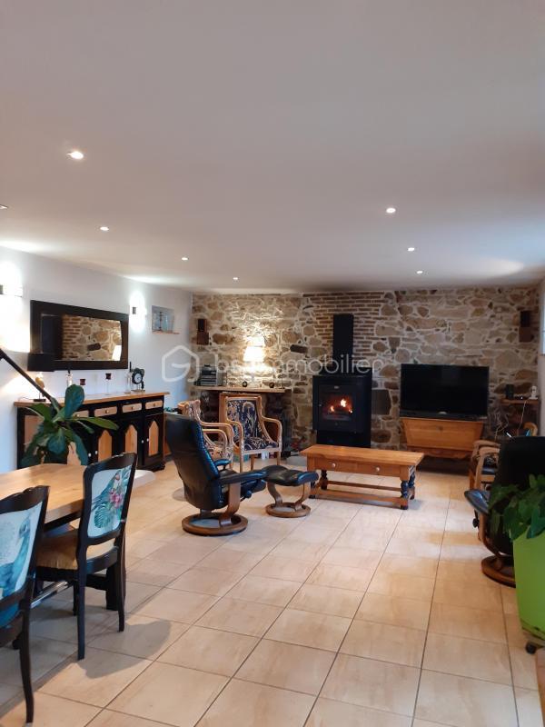 Propriété - 165 m² - 6 pièces