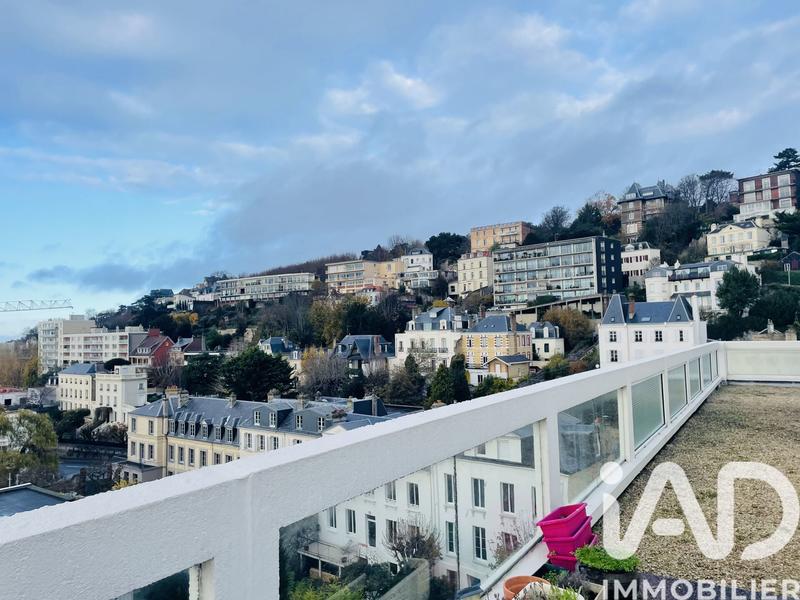 Appartement - 80 m² - 3 pièces