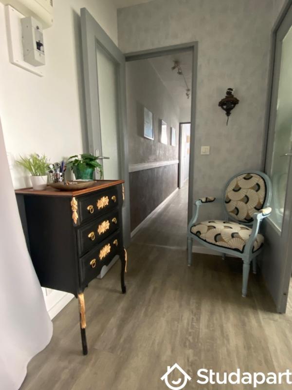 Chambre - 9 m² - 1 pièce