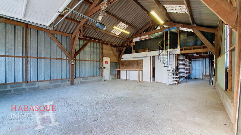 Local commercial - 150 m² - 2 pièces