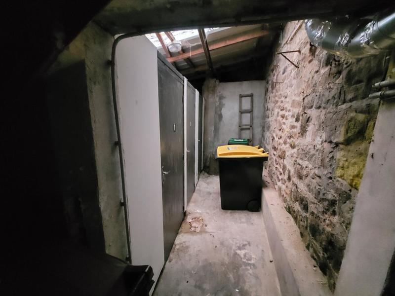 Immeuble - 120 m² - 6 pièces