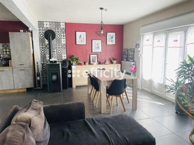 Maison - 88 m² - 5 pièces