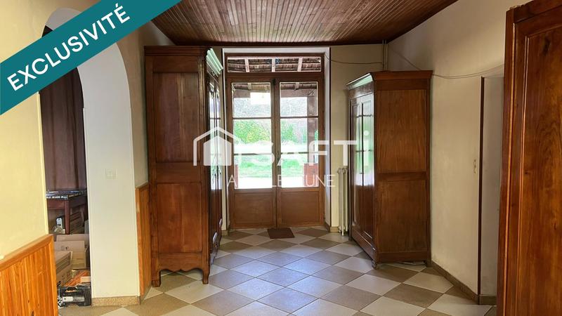 Maison - 230 m² - 9 pièces