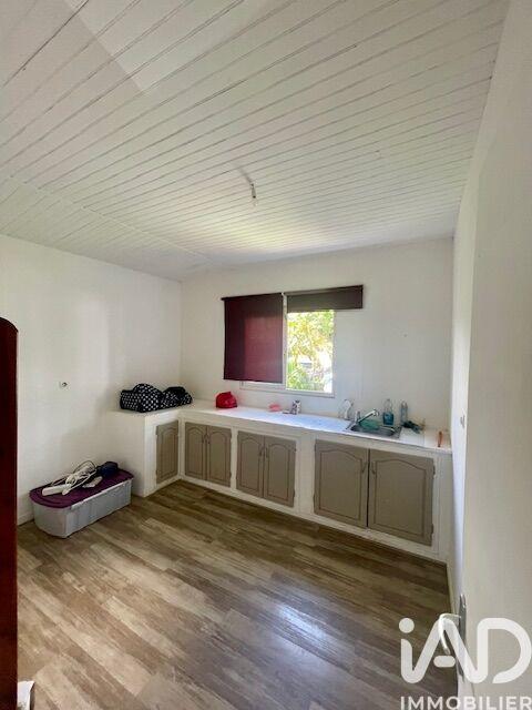 Maison - 195 m² - 7 pièces