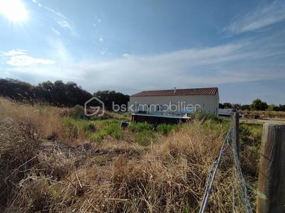 Propriété - 305 m² - 10 pièces