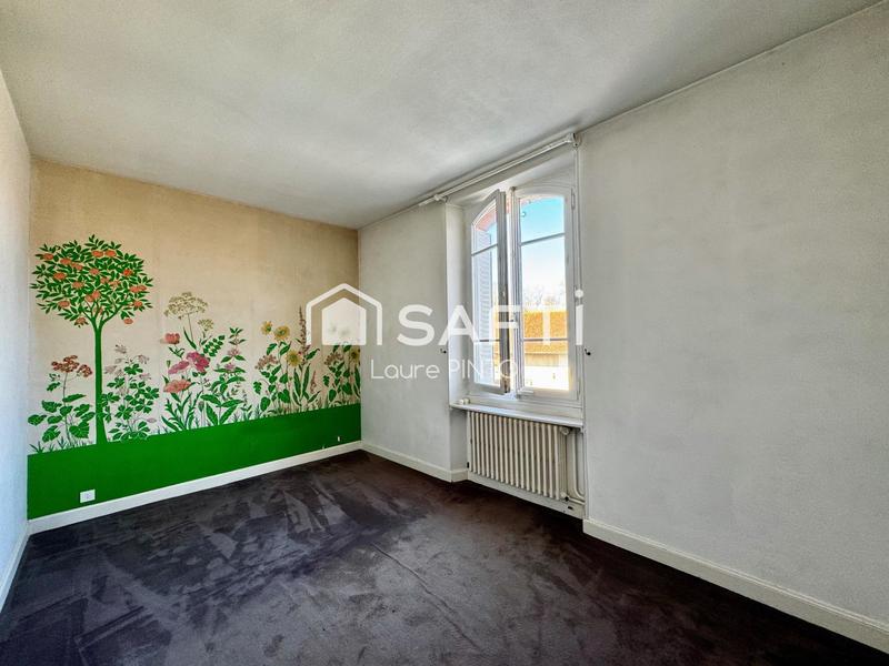 Maison - 219 m² - 7 pièces