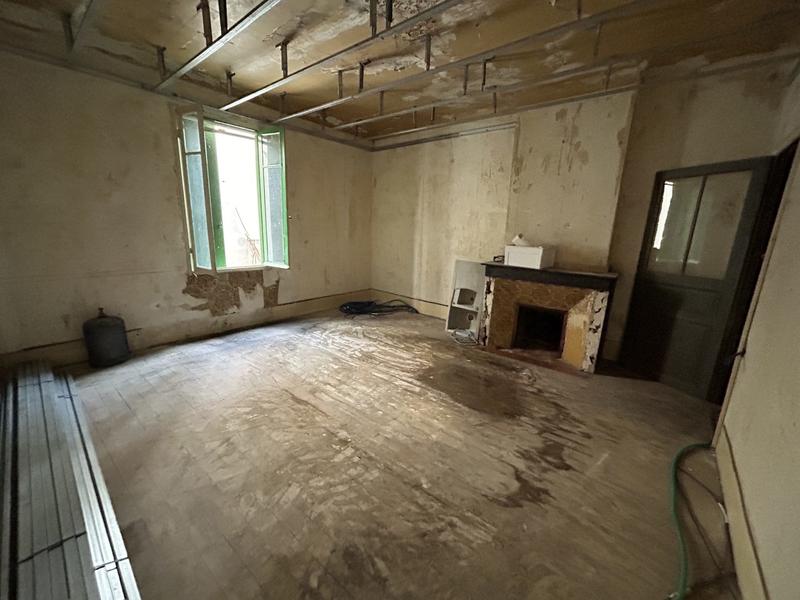 Maison traditionnelle - 150 m² - 9 pièces