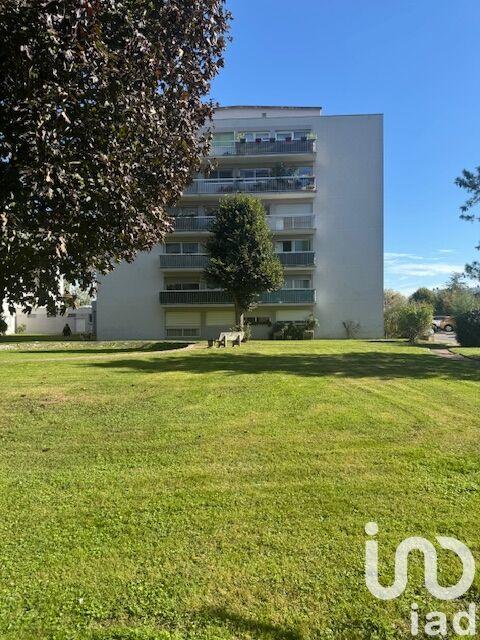 Appartement - 90 m² - 4 pièces