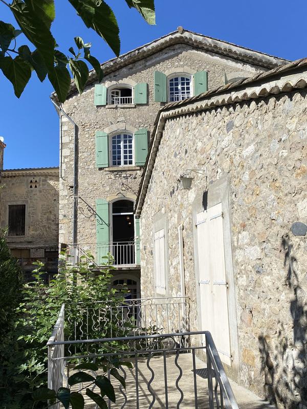 Maison - 320 m² - 6 pièces