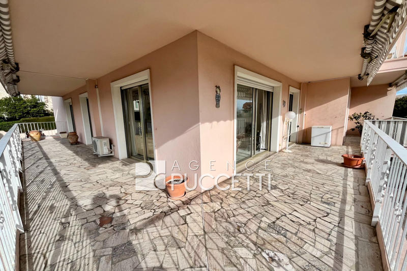 Appartement - 107 m² - 4 pièces