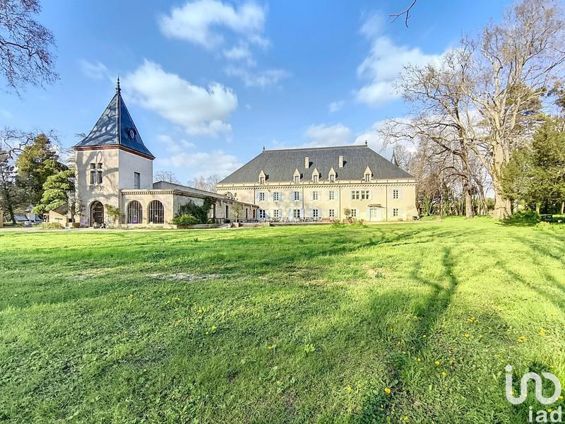 Local commercial - 2 100 m²