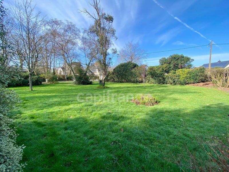 Terrain constructible - 800 m²