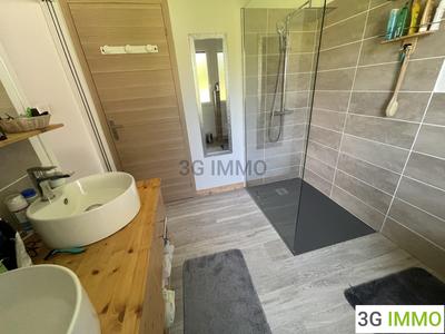 Maison - 83 m² - 3 pièces