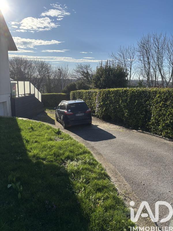 Maison - 90 m² - 5 pièces