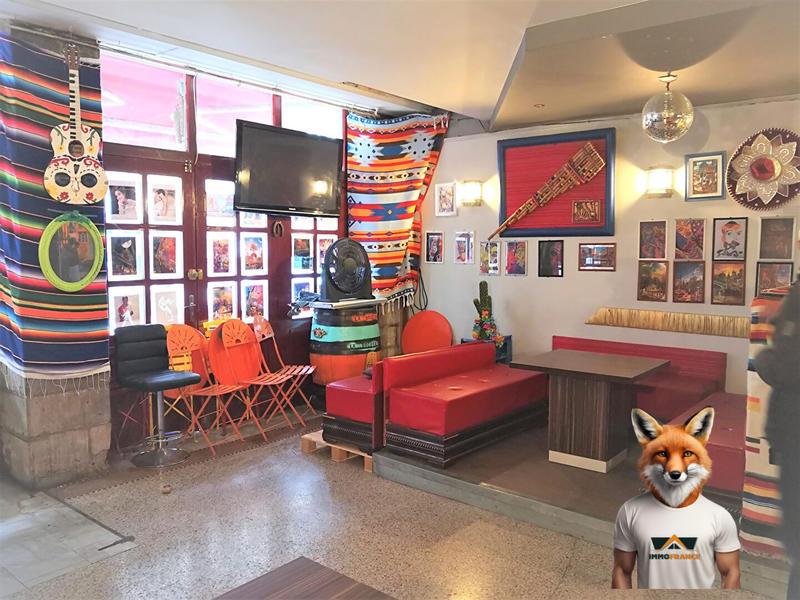 Local commercial - 79 m² - 1 pièce
