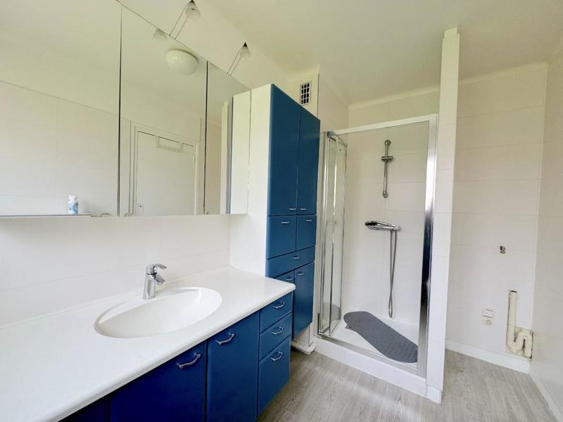 Appartement - 100 m² - 4 pièces