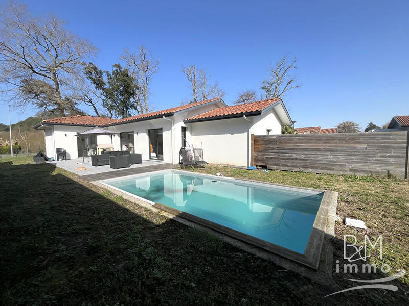 Maison - 109 m² - 4 pièces