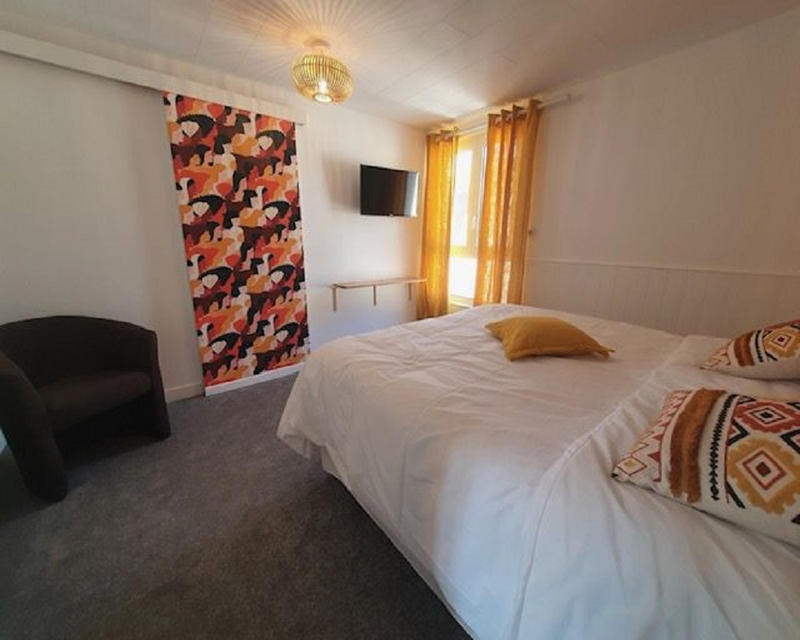 Maison - 259 m² - 12 pièces