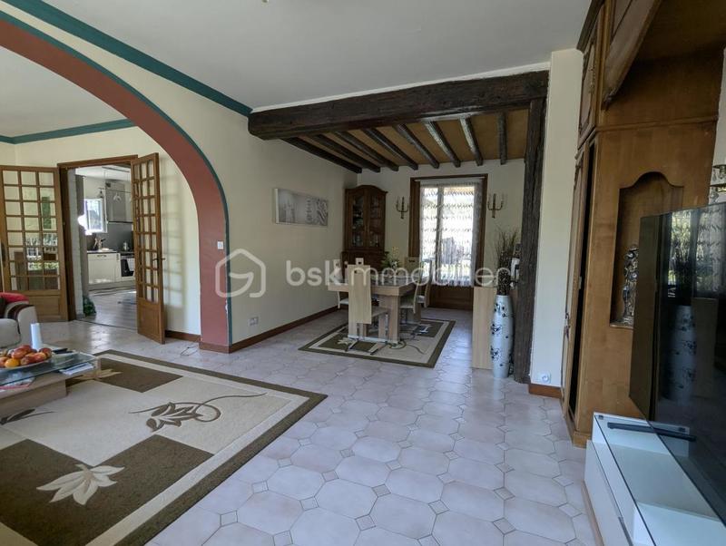 Maison traditionnelle - 185 m² - 7 pièces