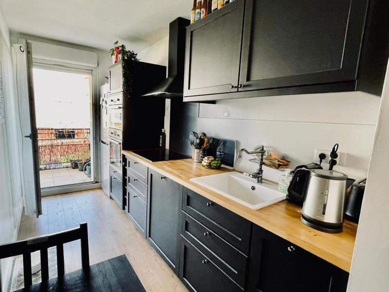 Appartement - 77 m² - 3 pièces