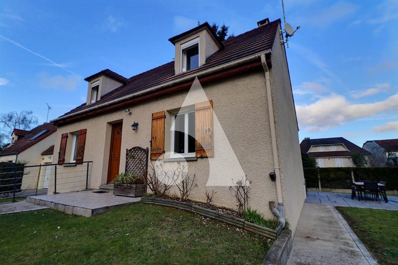 Maison - 105 m² - 6 pièces