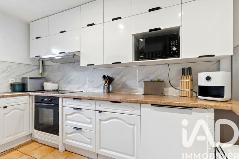 Maison - 88 m² - 6 pièces