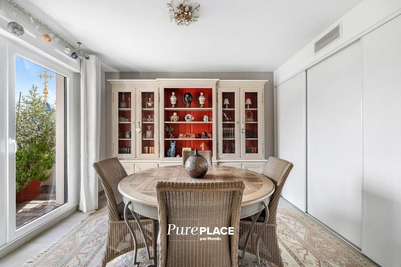 Appartement - 110 m² - 4 pièces