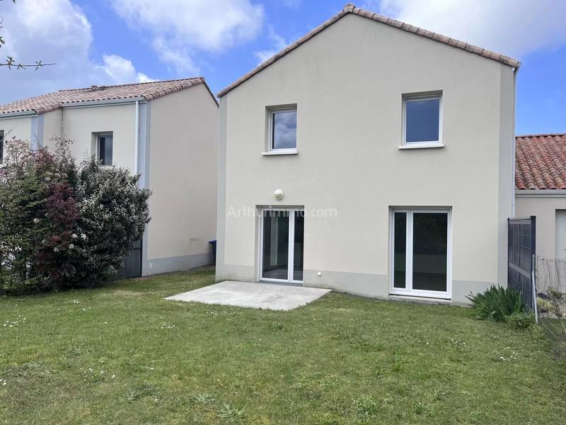 Maison - 90 m² - 4 pièces
