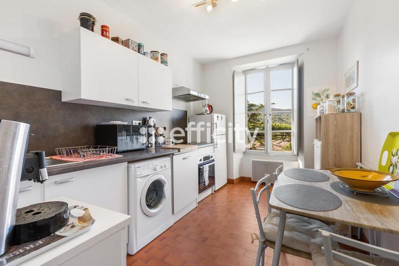 Immeuble - 1 493 m² - 19 pièces