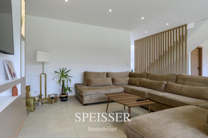 Villa - 230 m² - 7 pièces