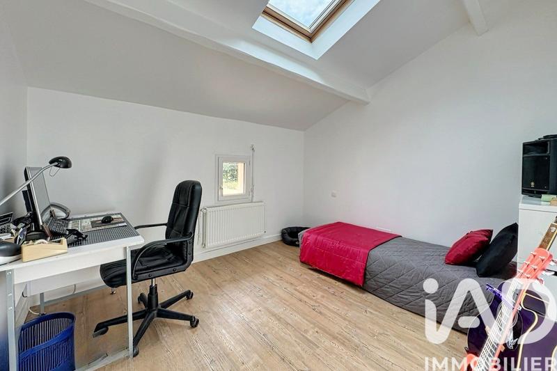 Maison - 240 m² - 7 pièces